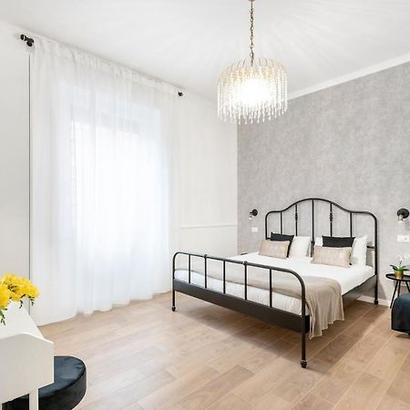 White Flat Ground Floor Apartment Rome Exterior photo