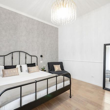 White Flat Ground Floor Apartment Rome Exterior photo